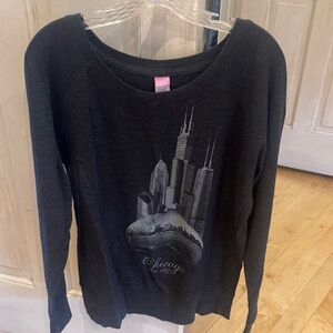 Chic Women's Black Graphic Top
